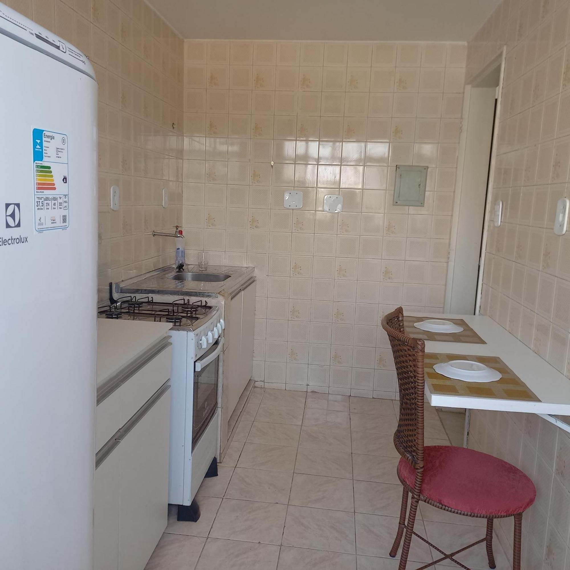 Appartamento 2 Quartos Asa Norte Com Cozinha Excelente Localizacao *